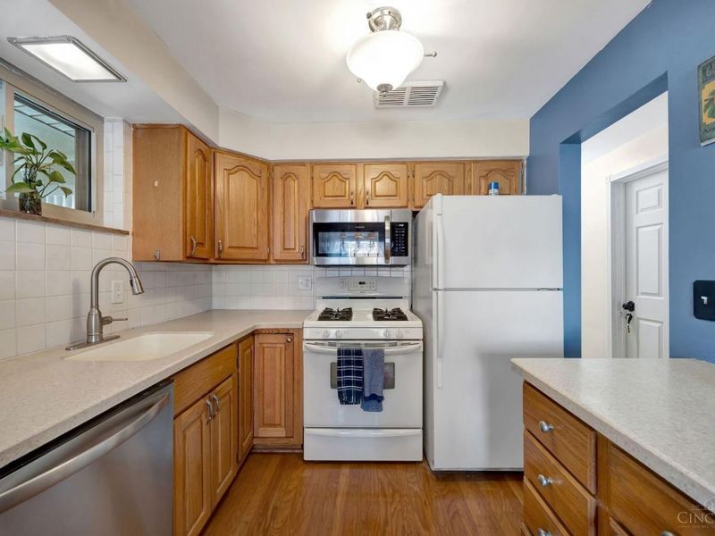 1320 Thurnridge Drive, Reading, OH 45215 Photo 15