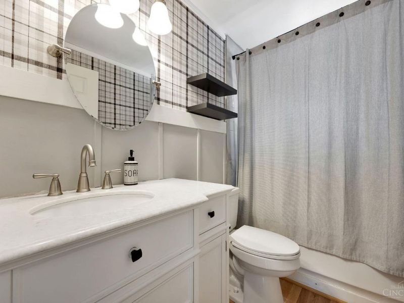 1320 Thurnridge Drive, Reading, OH 45215 Photo 17