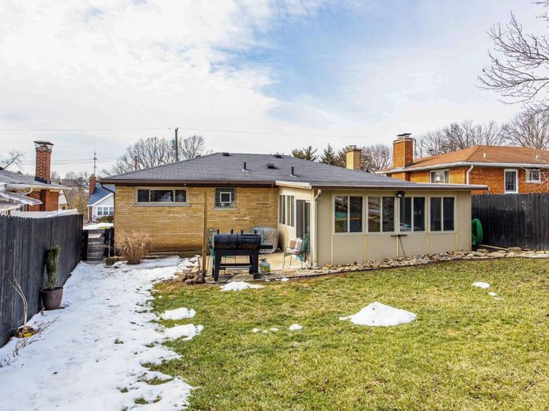 1320 Thurnridge Drive, Reading, OH 45215 Photo 5