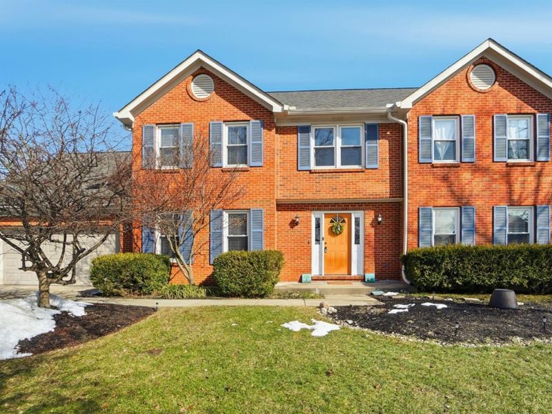 7252 Cascade Dr, West Chester, OH 45069 Photo 1