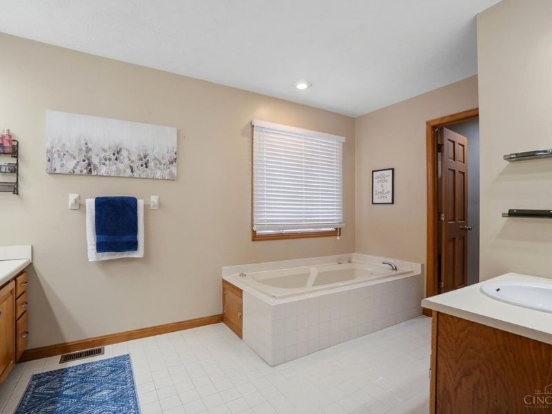 7252 Cascade Dr, West Chester, OH 45069 Photo 29