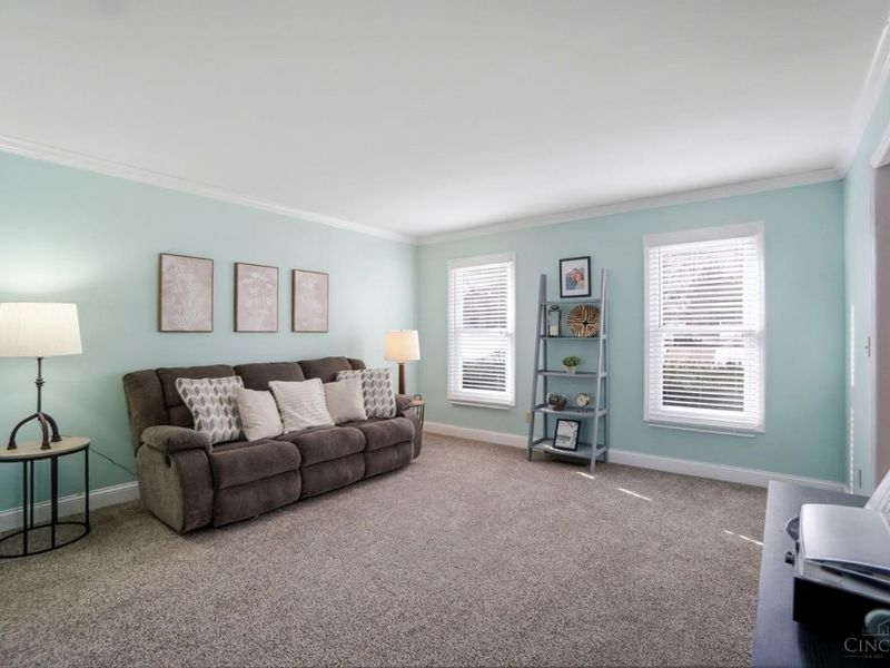 7252 Cascade Dr, West Chester, OH 45069 Photo 6