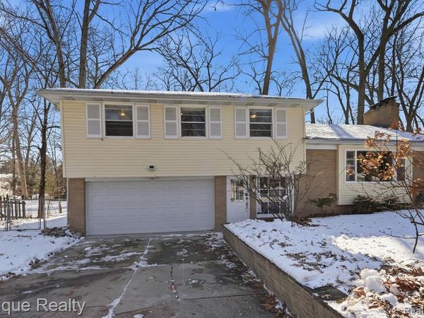 4448 Greenwood Drive, Meridian Twp, MI 48864