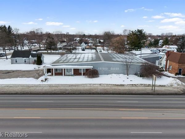 666 S Lapeer Road , Oxford Twp, MI 48371