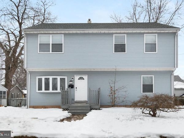 11 CAROLINA AVENUE, MORRISVILLE, PA 19067