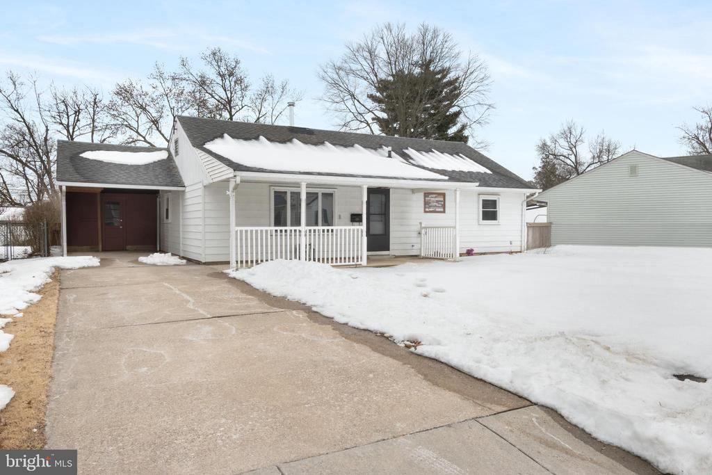 130 Lebbie Lane, Fairless Hills, PA 19030 Main Photo