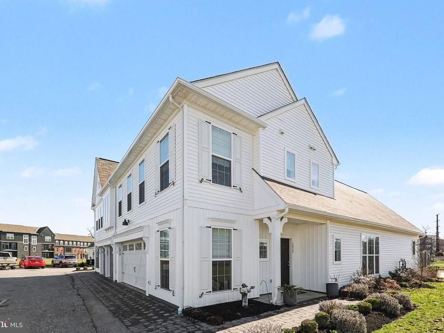 1313 Carnegie Way, Mechanicsburg, PA 17055 Main Photo