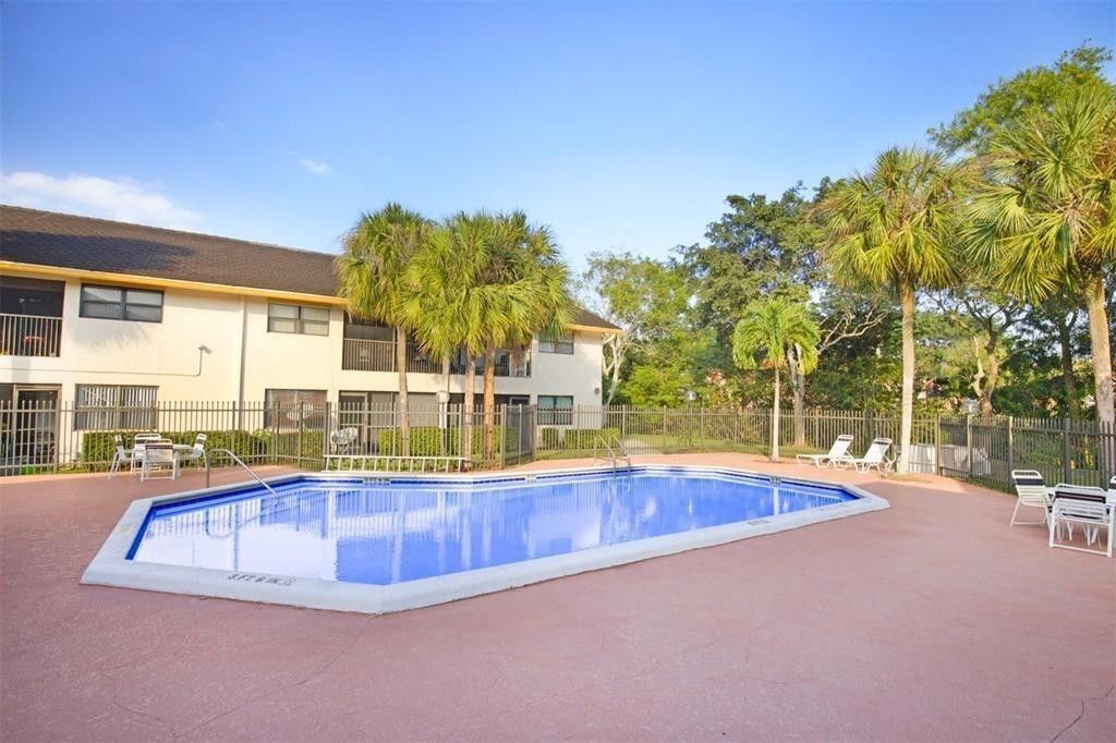2949 Riverside Drive, Unit 124, Coral Springs, FL 33065 Photo