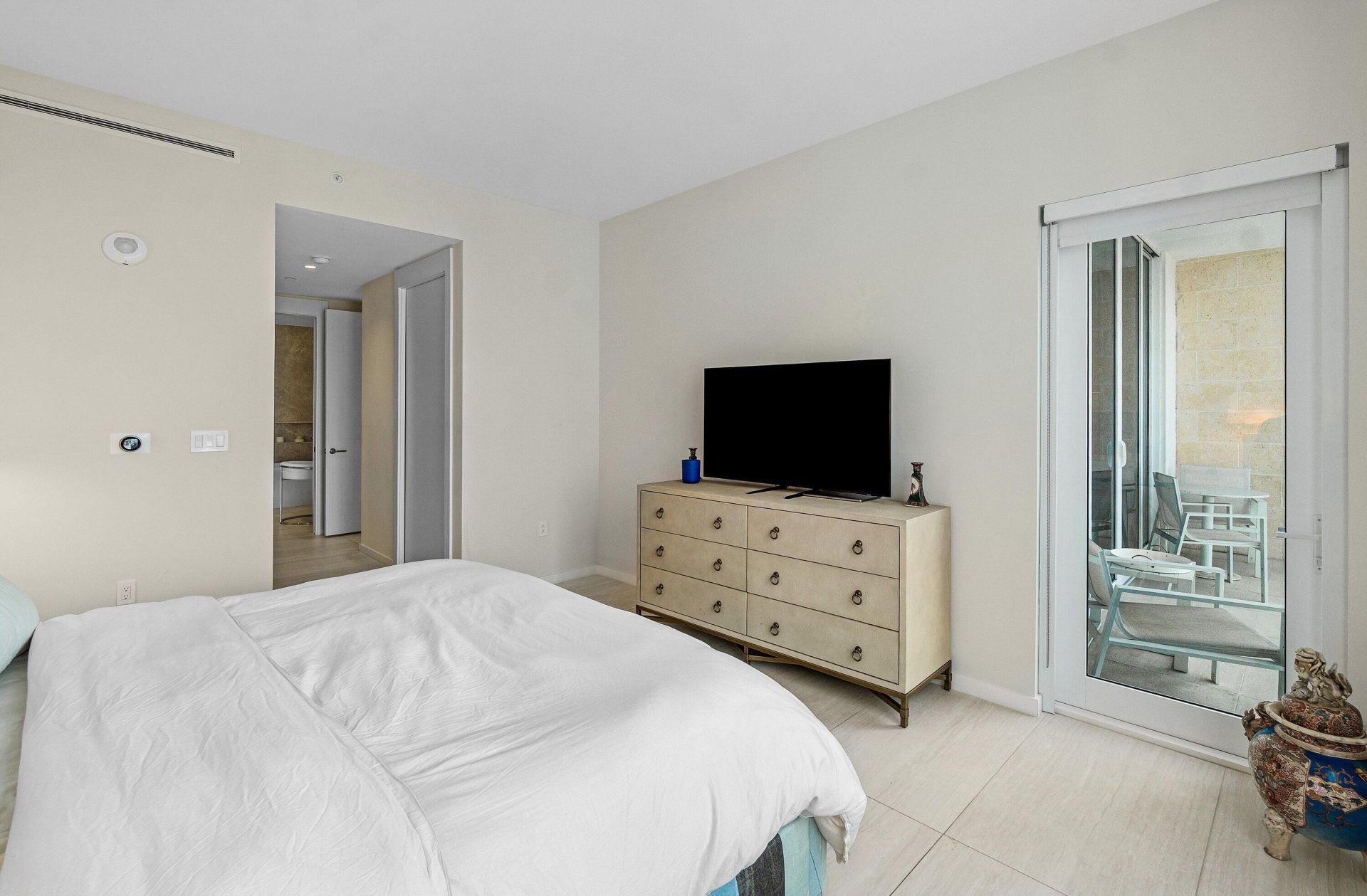 200 SE Mizner Boulevard, Unit 810, Boca Raton, FL 33432 Photo