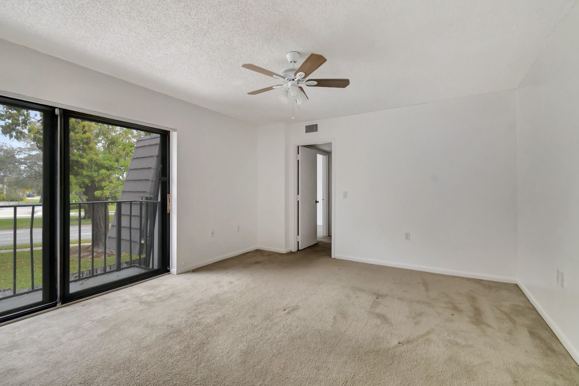 311 3rd Way, West Palm Beach, FL 33407 Photo