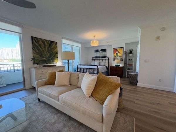 600 S Dixie Highway, Unit 254, West Palm Beach, FL 33401