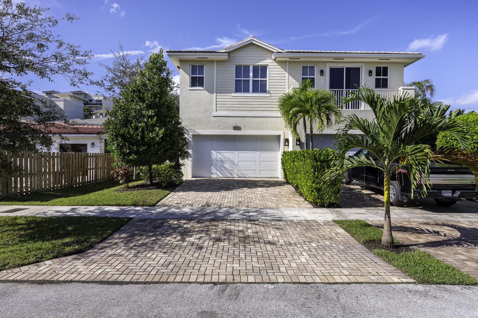 1031 NE 13th Avenue, Fort Lauderdale, FL 33304 Photo