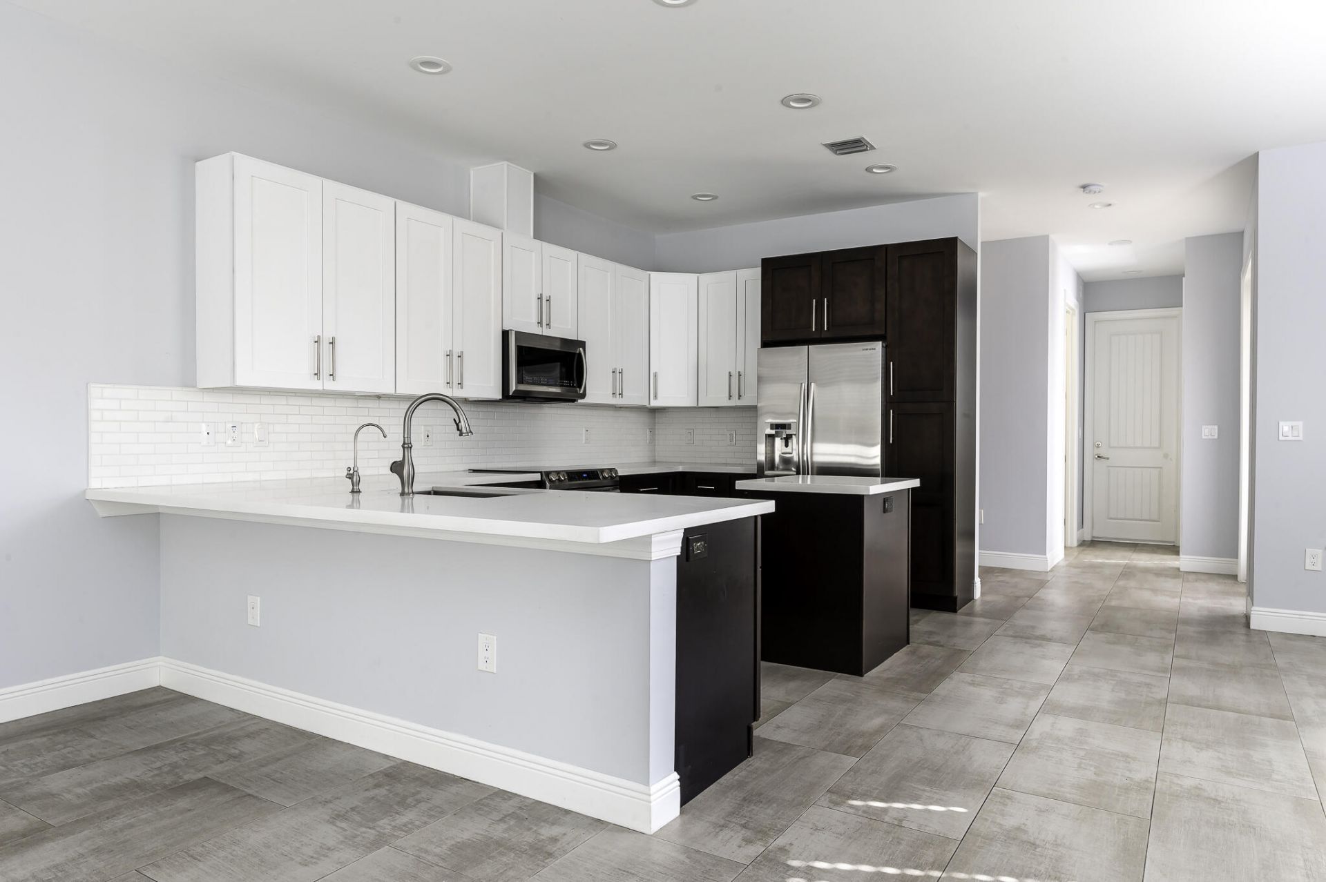 1031 NE 13th Avenue, Fort Lauderdale, FL 33304 Photo