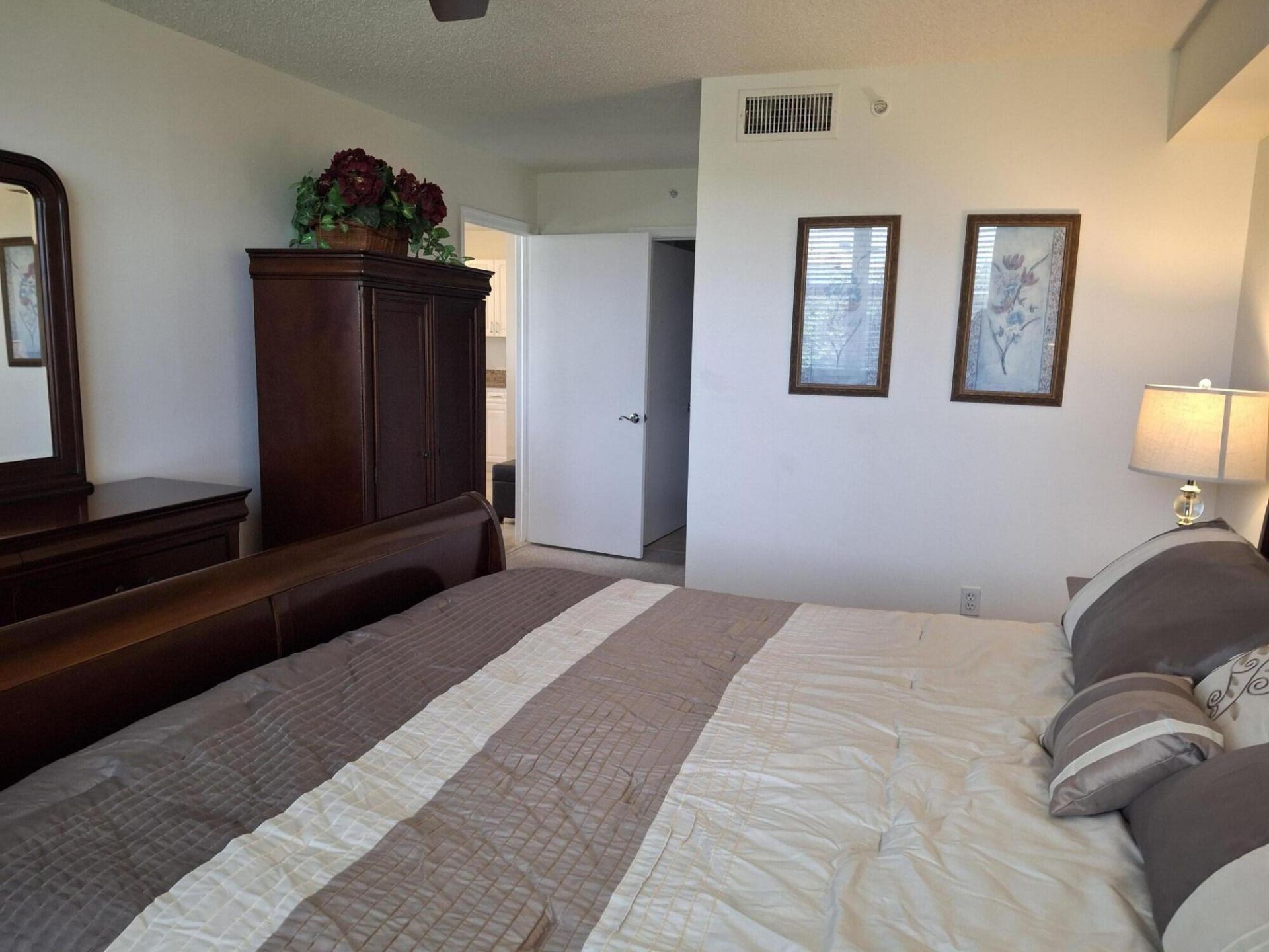 3606 S Ocean Boulevard, Unit 402, Highland Beach, FL 33487 Photo