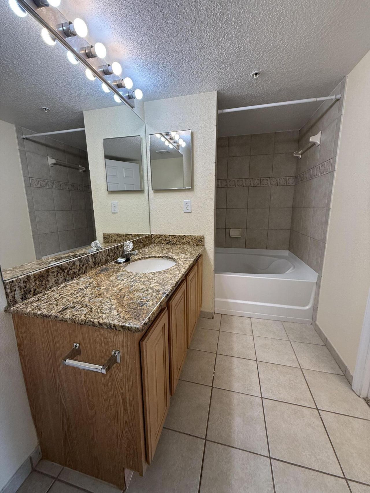 231 SW Palm Drive, Unit 305, Port Saint Lucie, FL 34986 Photo
