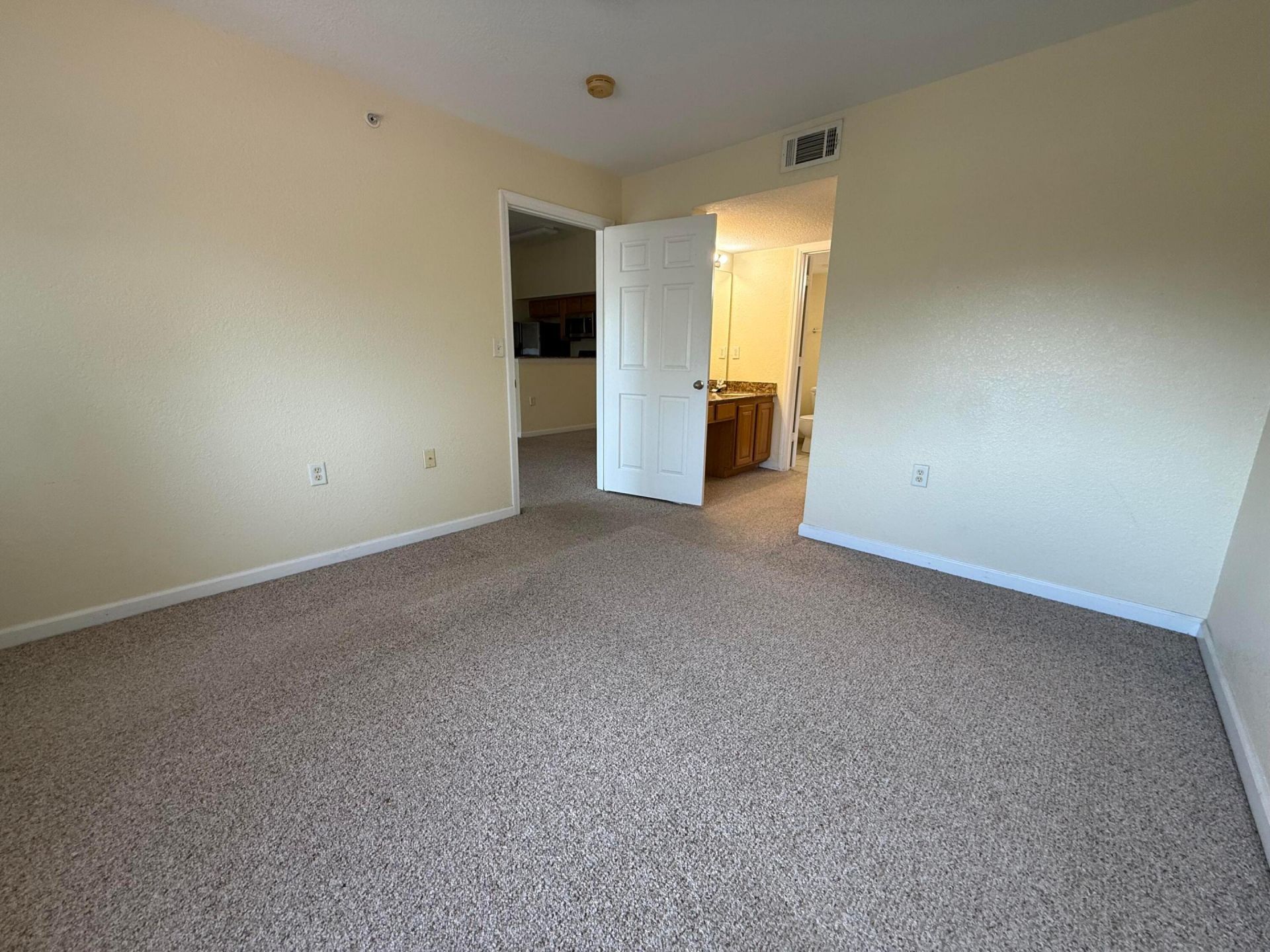 231 SW Palm Drive, Unit 305, Port Saint Lucie, FL 34986 Photo