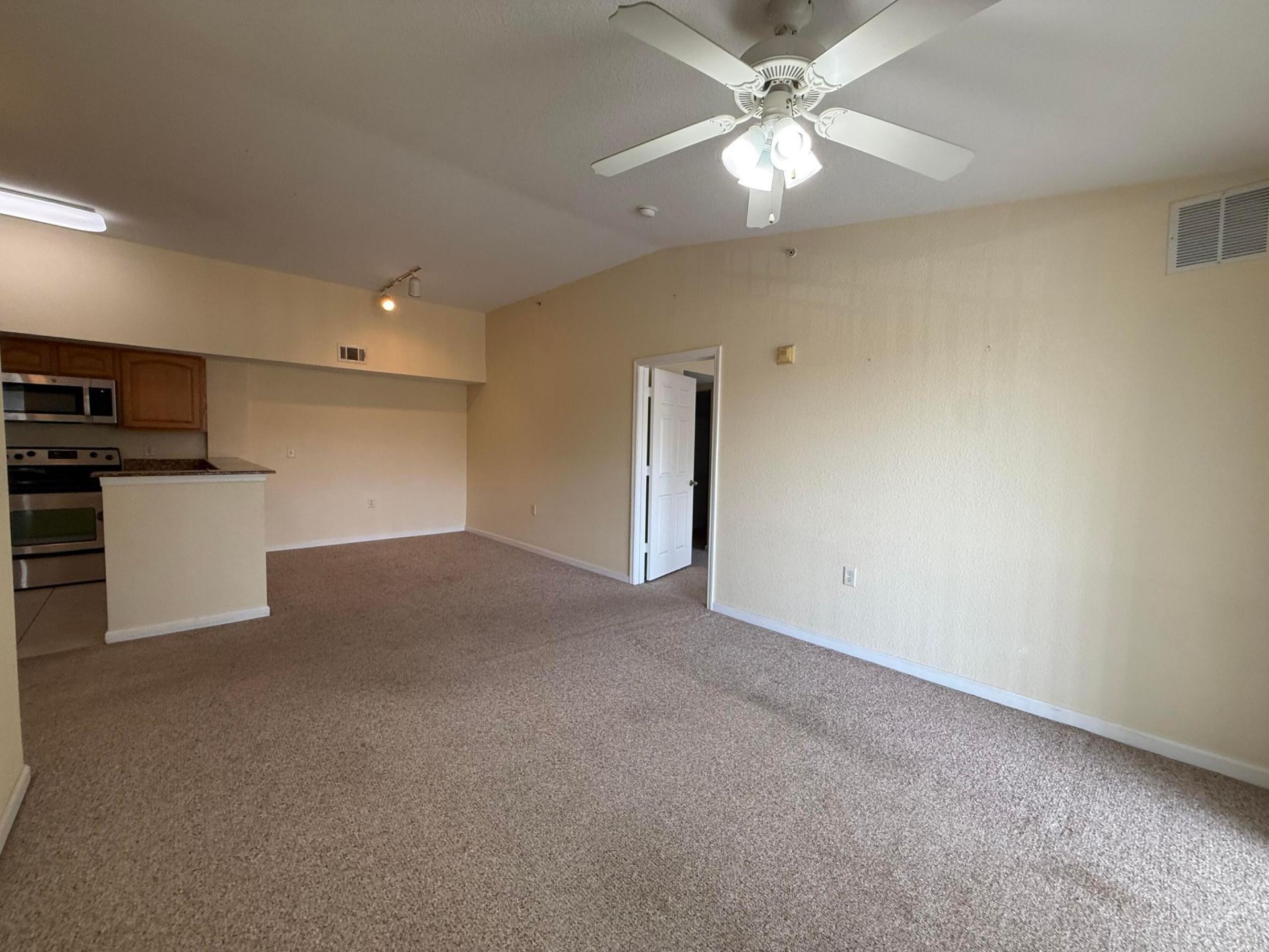 231 SW Palm Drive, Unit 305, Port Saint Lucie, FL 34986 Photo