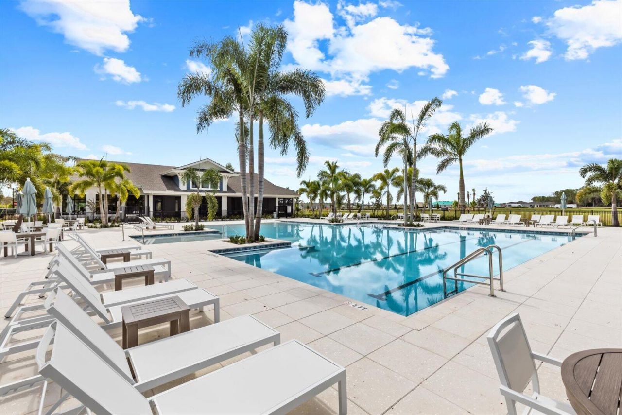 10139 NW Dreamweaver Road, Port Saint Lucie, FL 34987 Photo