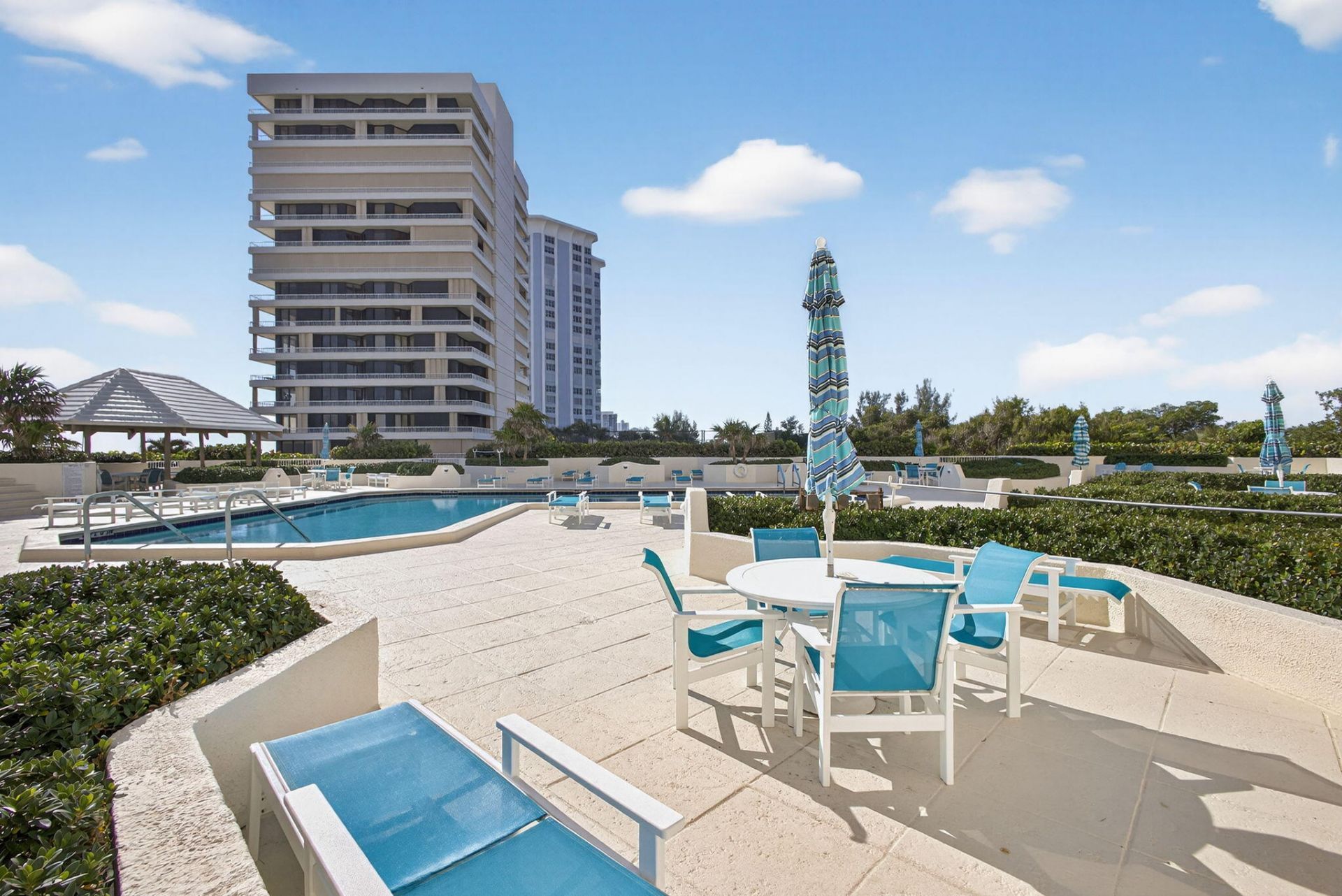 5280 N Ocean Drive, Unit 14-D, Riviera Beach, FL 33404 Photo