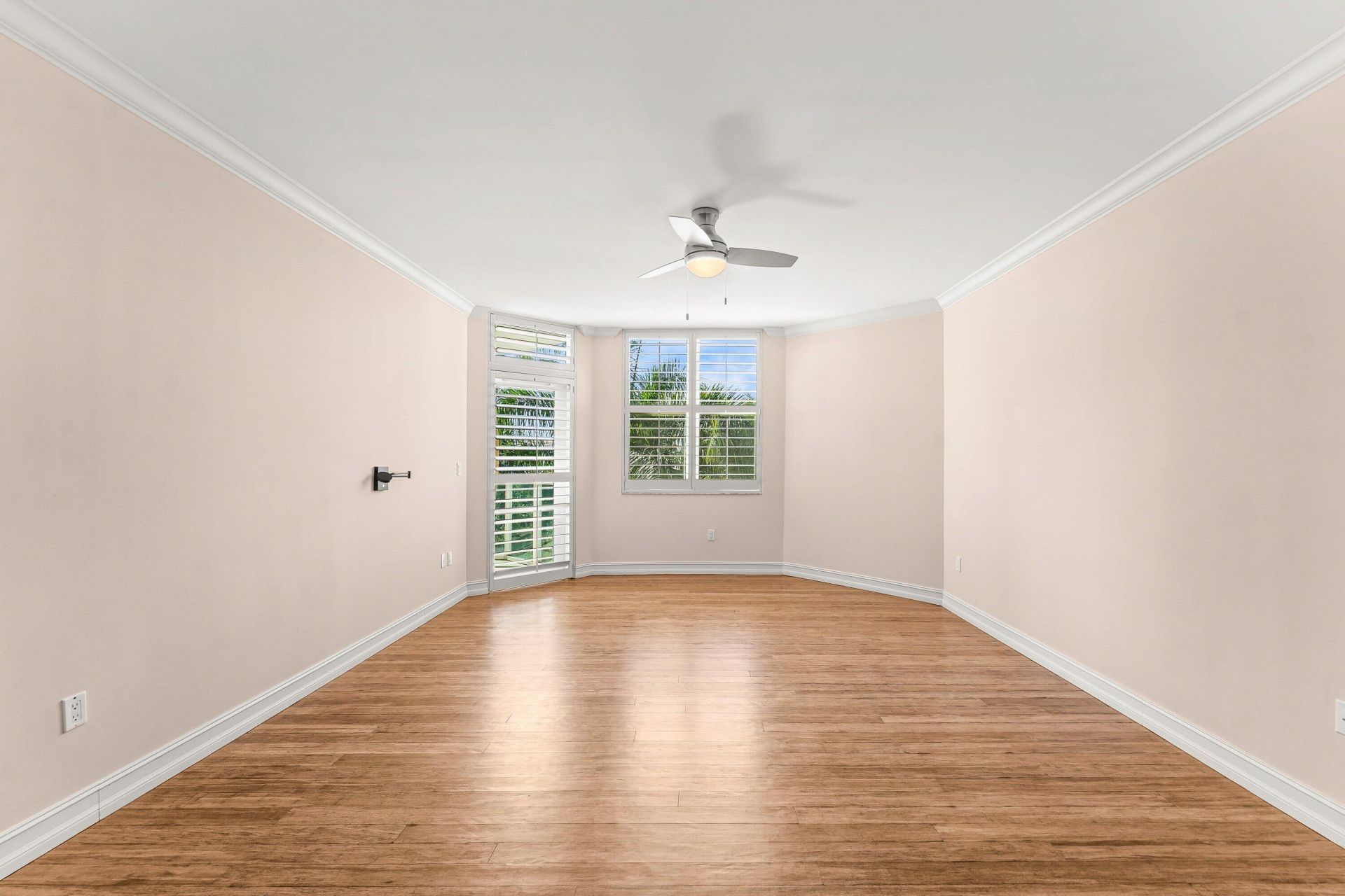 550 SE Mizner Boulevard, Unit B501, Boca Raton, FL 33432 Photo