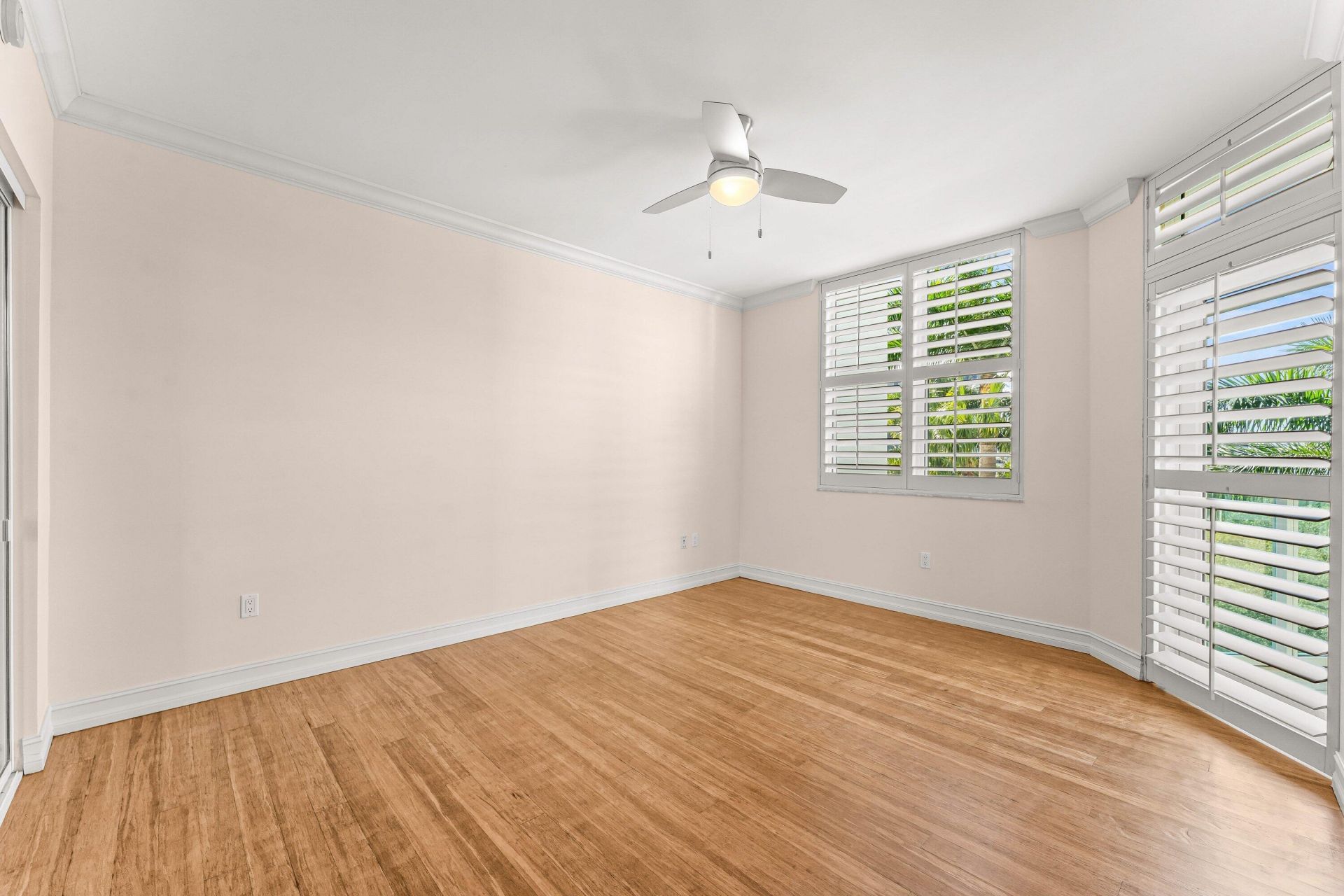 550 SE Mizner Boulevard, Unit B501, Boca Raton, FL 33432 Photo