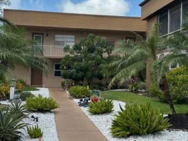 29 Flanders A, Delray Beach, FL 33484