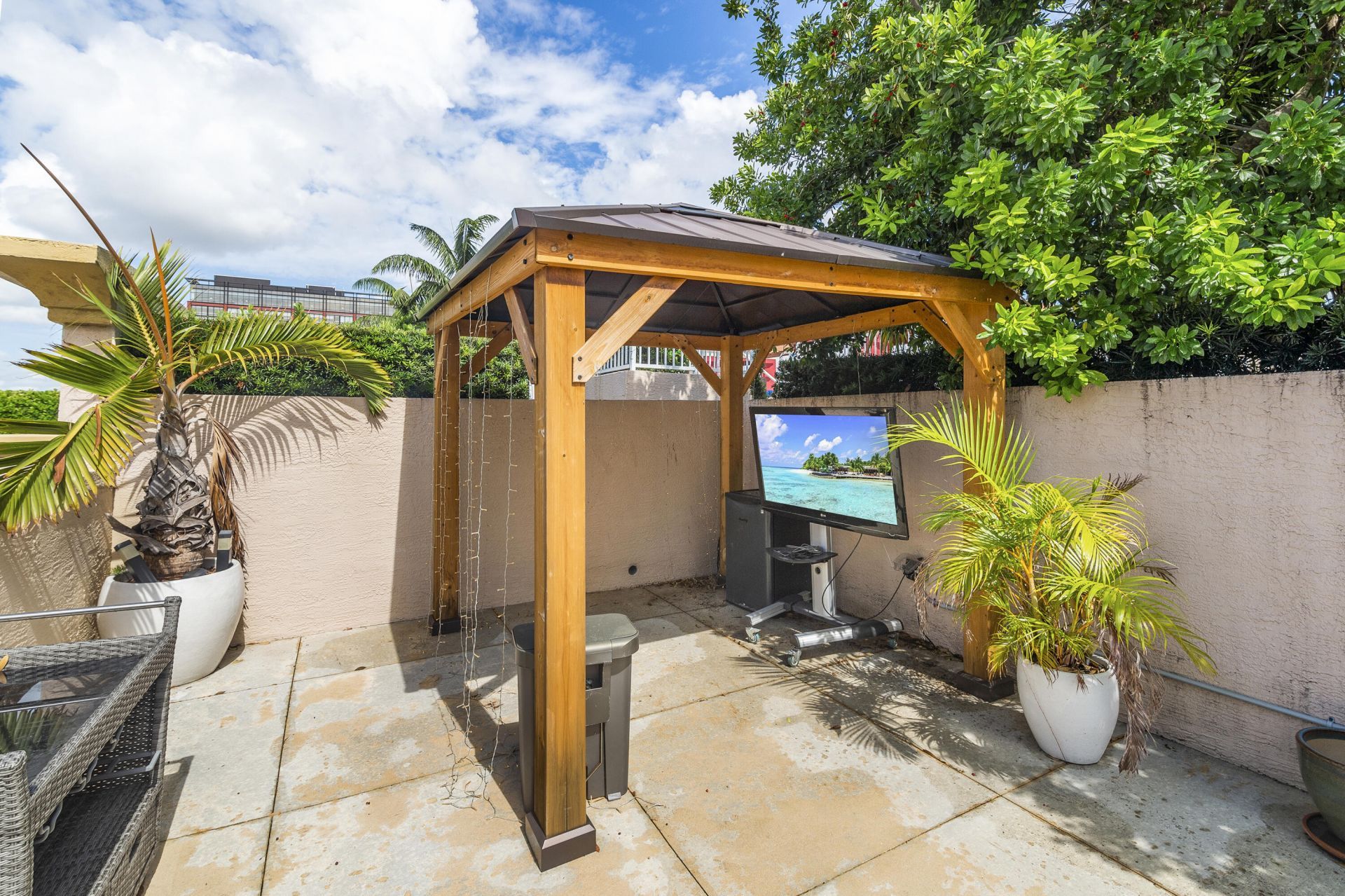 410 Evernia Street, Unit 807, West Palm Beach, FL 33401 Photo