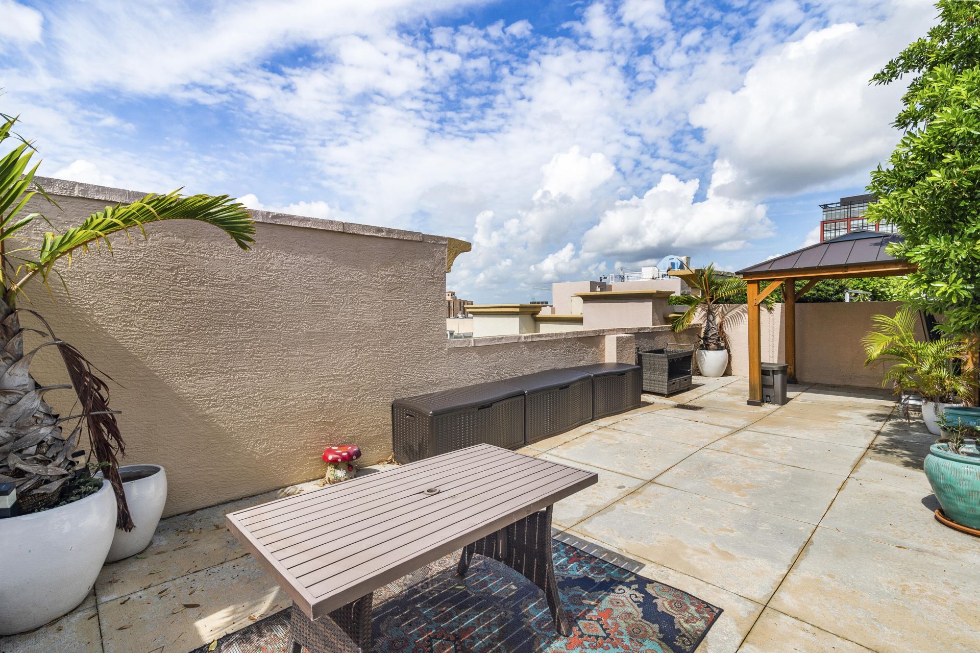 410 Evernia Street, Unit 807, West Palm Beach, FL 33401 Photo