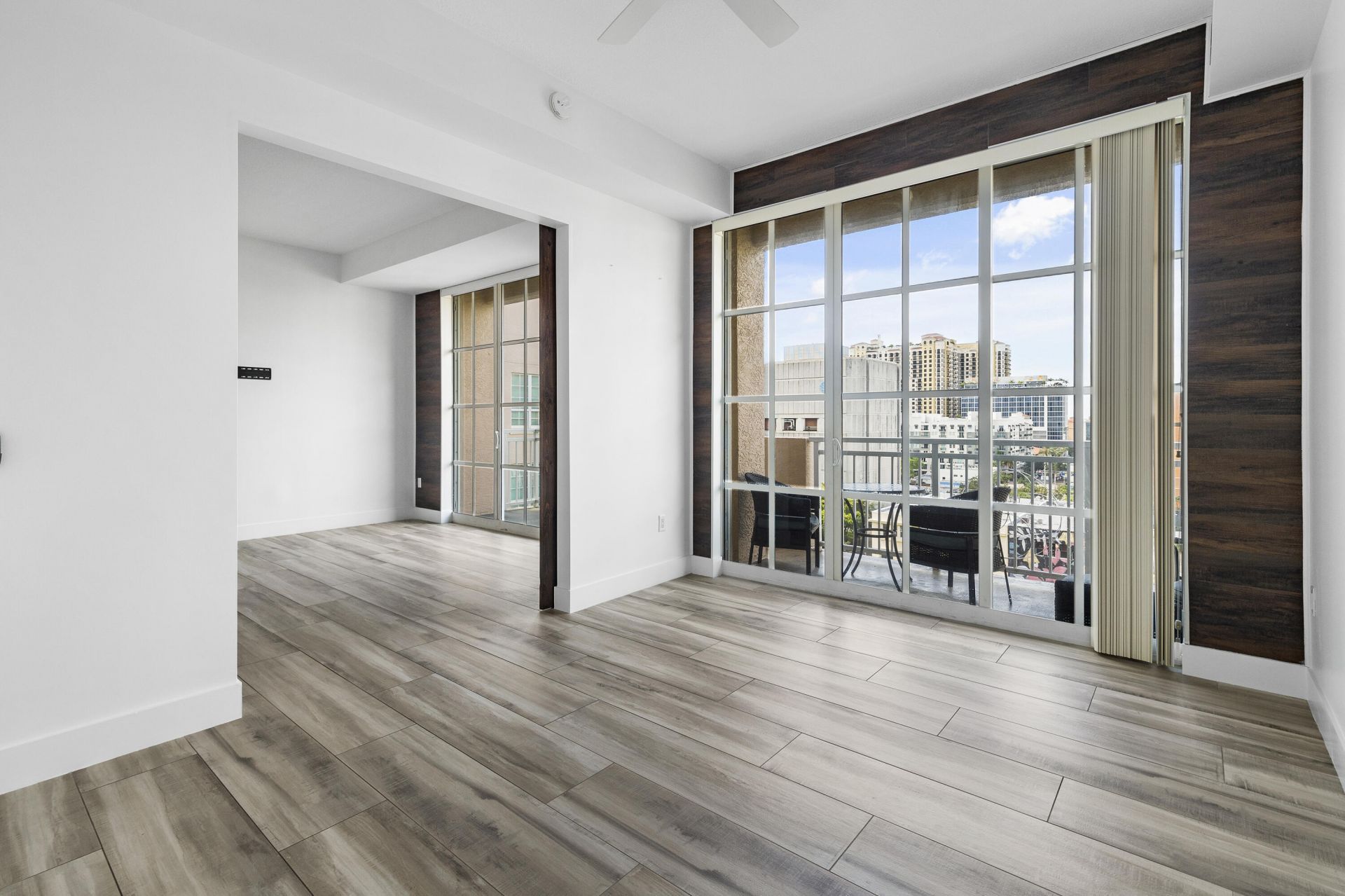 410 Evernia Street, Unit 807, West Palm Beach, FL 33401 Photo