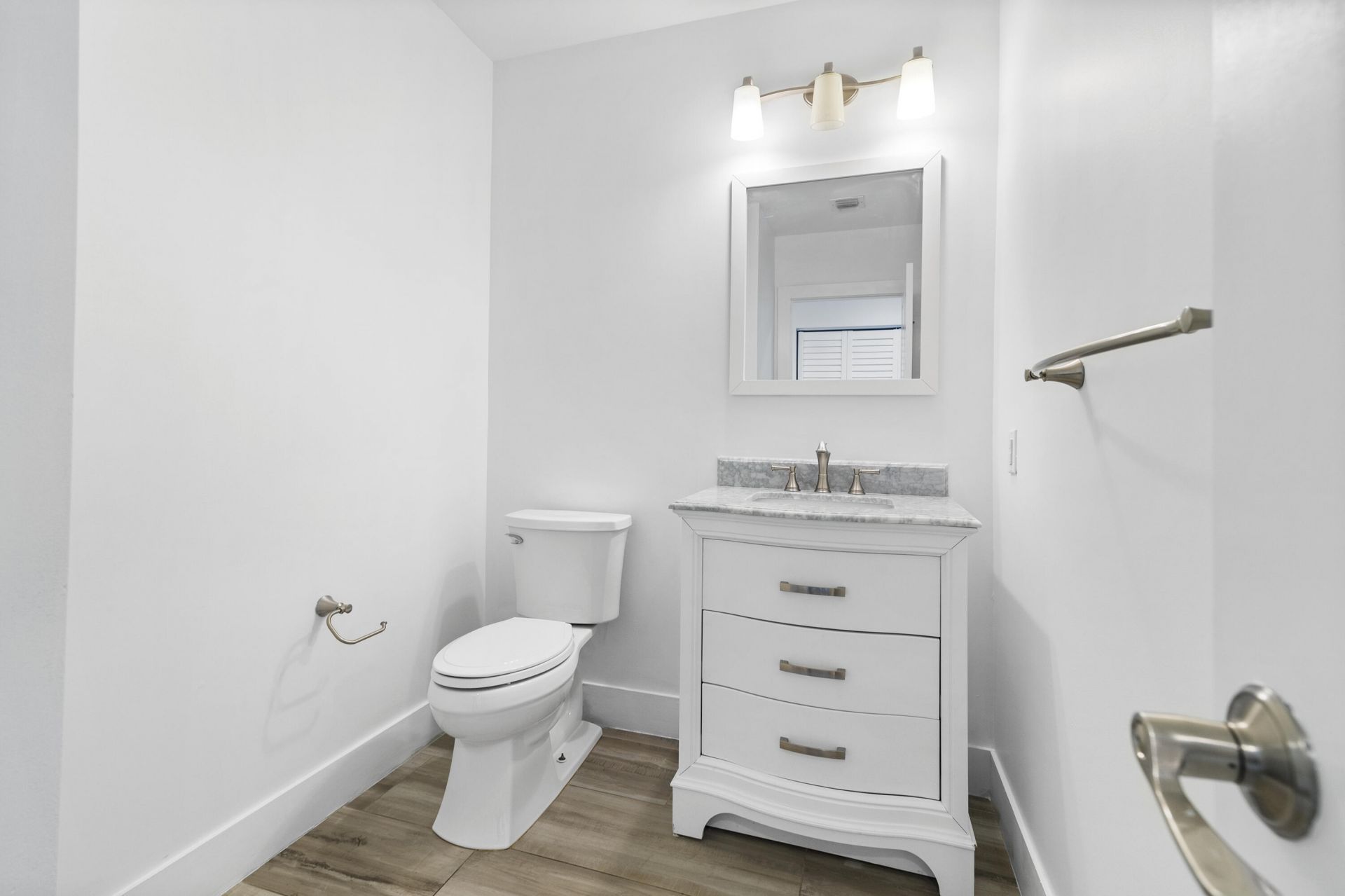 410 Evernia Street, Unit 807, West Palm Beach, FL 33401 Photo