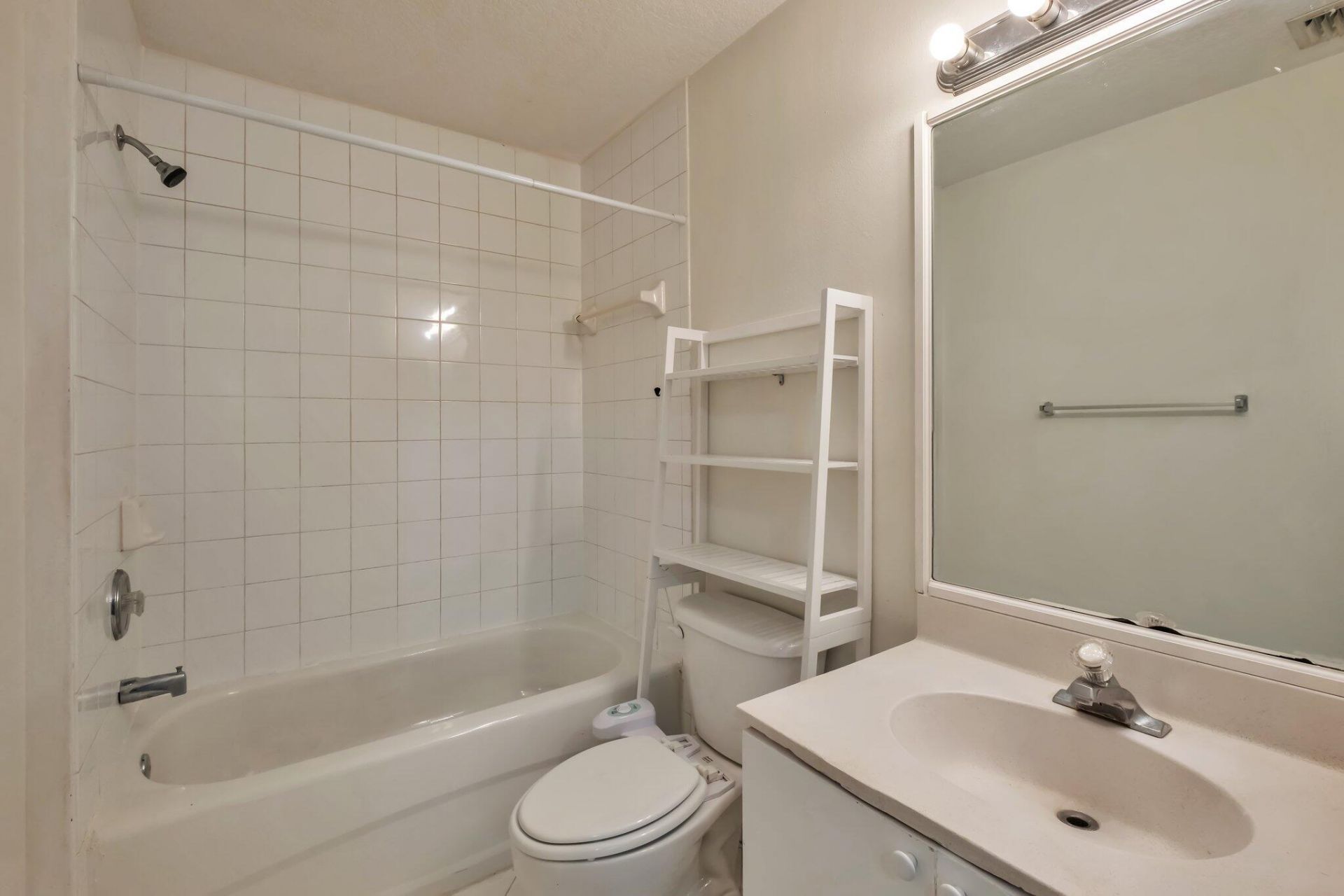 3504 Briar Bay Boulevard, Unit 205, West Palm Beach, FL 33411 Photo