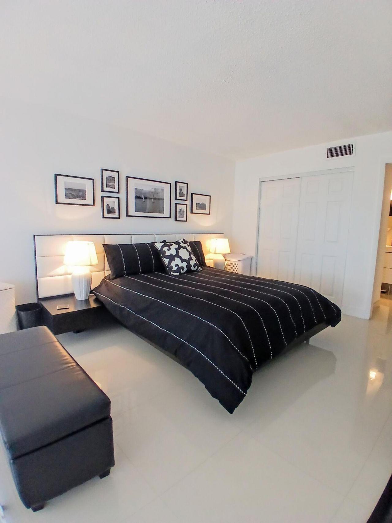 1830 Embassy Drive, Unit 121, West Palm Beach, FL 33401 Photo