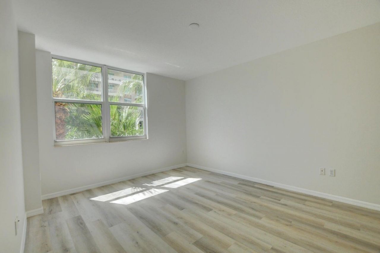700 E Boynton Beach Boulevard, Unit 403, Boynton Beach, FL 33435 Photo