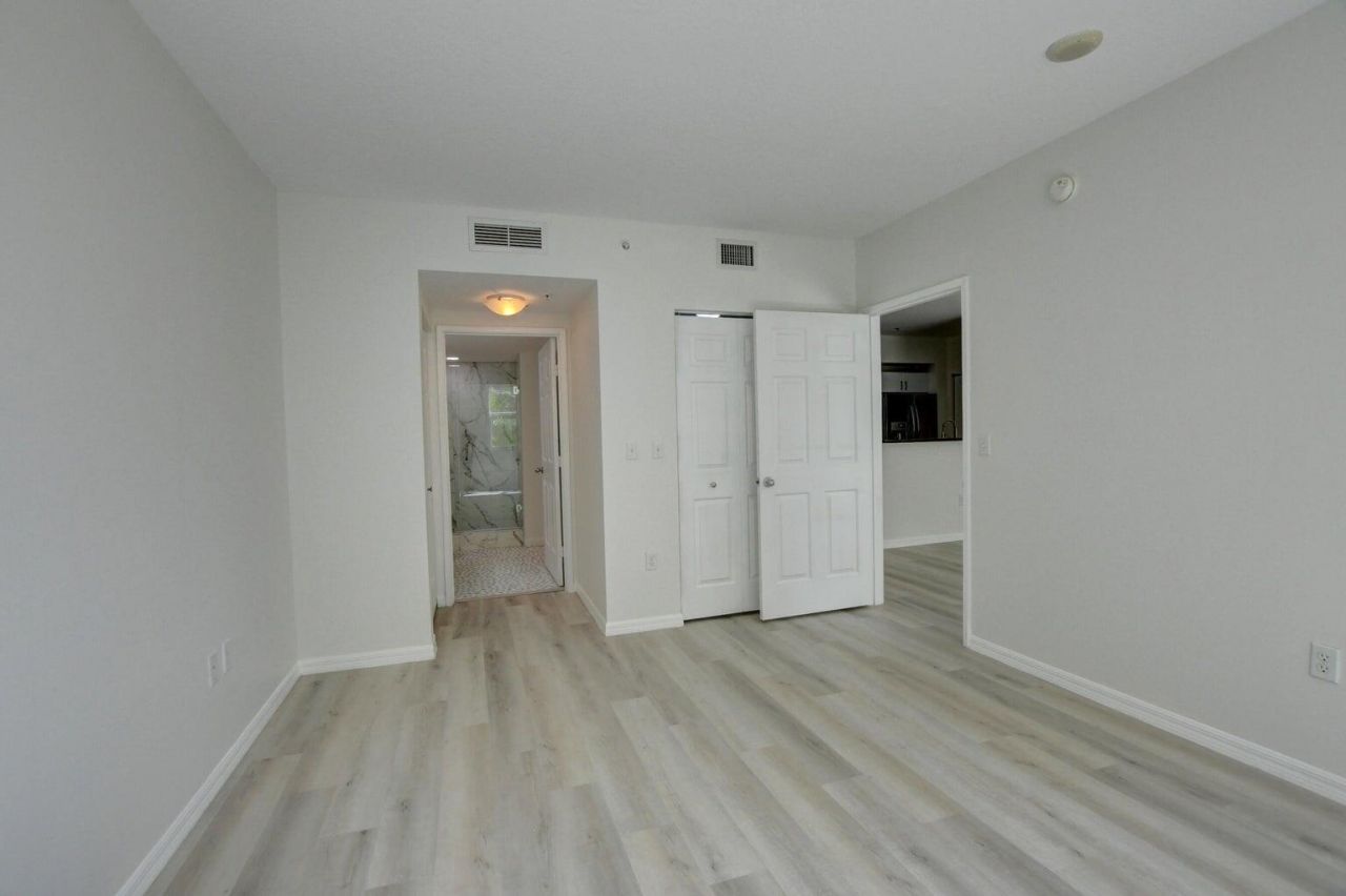 700 E Boynton Beach Boulevard, Unit 403, Boynton Beach, FL 33435 Photo