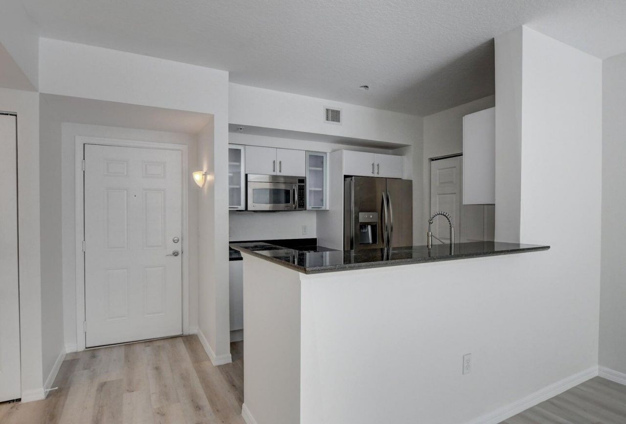 700 E Boynton Beach Boulevard, Unit 403, Boynton Beach, FL 33435 Photo