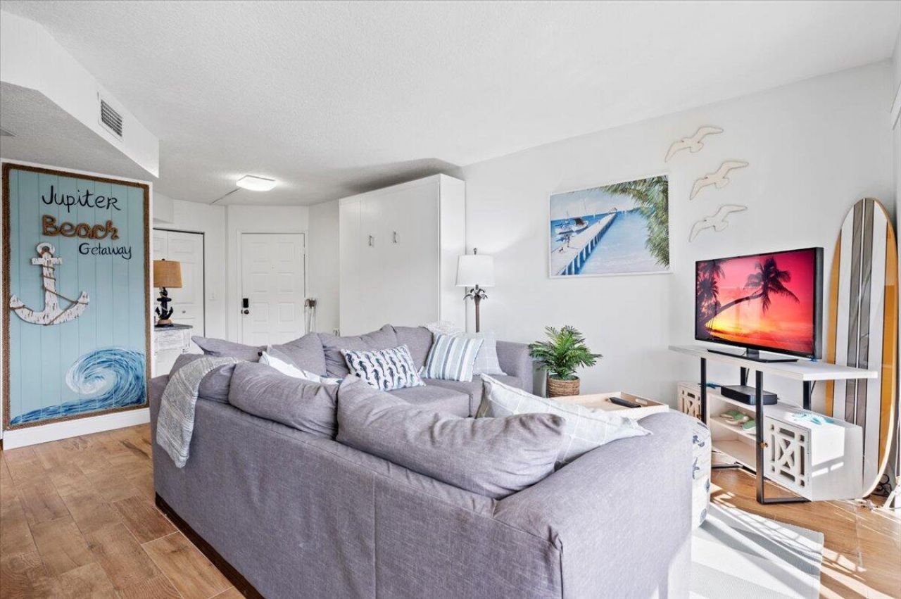 1605 S Us Highway 1, Unit D404, Jupiter, FL 33477 Photo