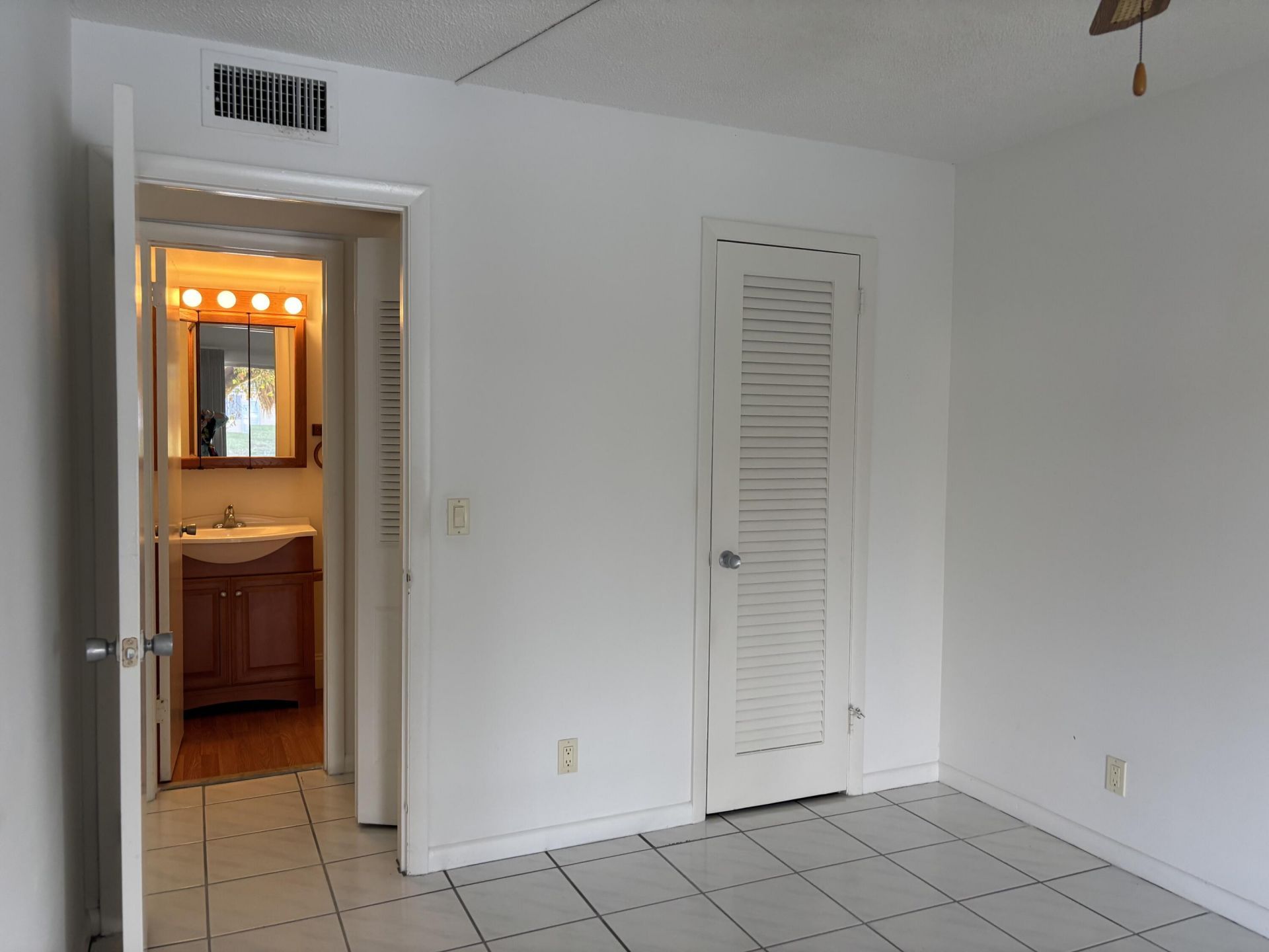 75 Sheffield D, West Palm Beach, FL 33417 Photo