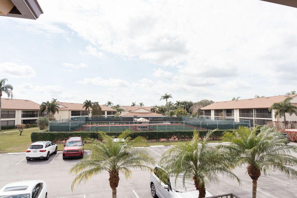 602 Pine Crest Circle, Unit B, Jupiter, FL 33458 Photo