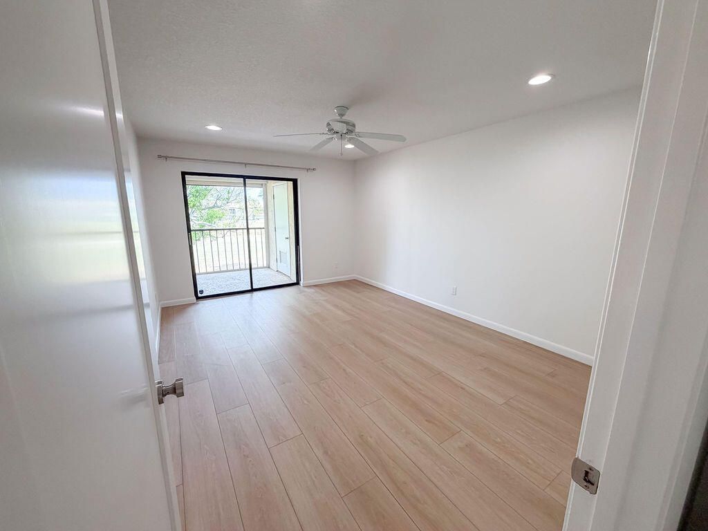 602 Pine Crest Circle, Unit B, Jupiter, FL 33458 Photo