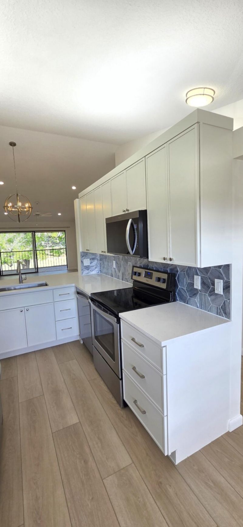 602 Pine Crest Circle, Unit B, Jupiter, FL 33458 Photo