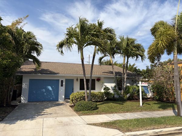 212 Dartmouth Drive, Lake Worth Beach, FL 33460