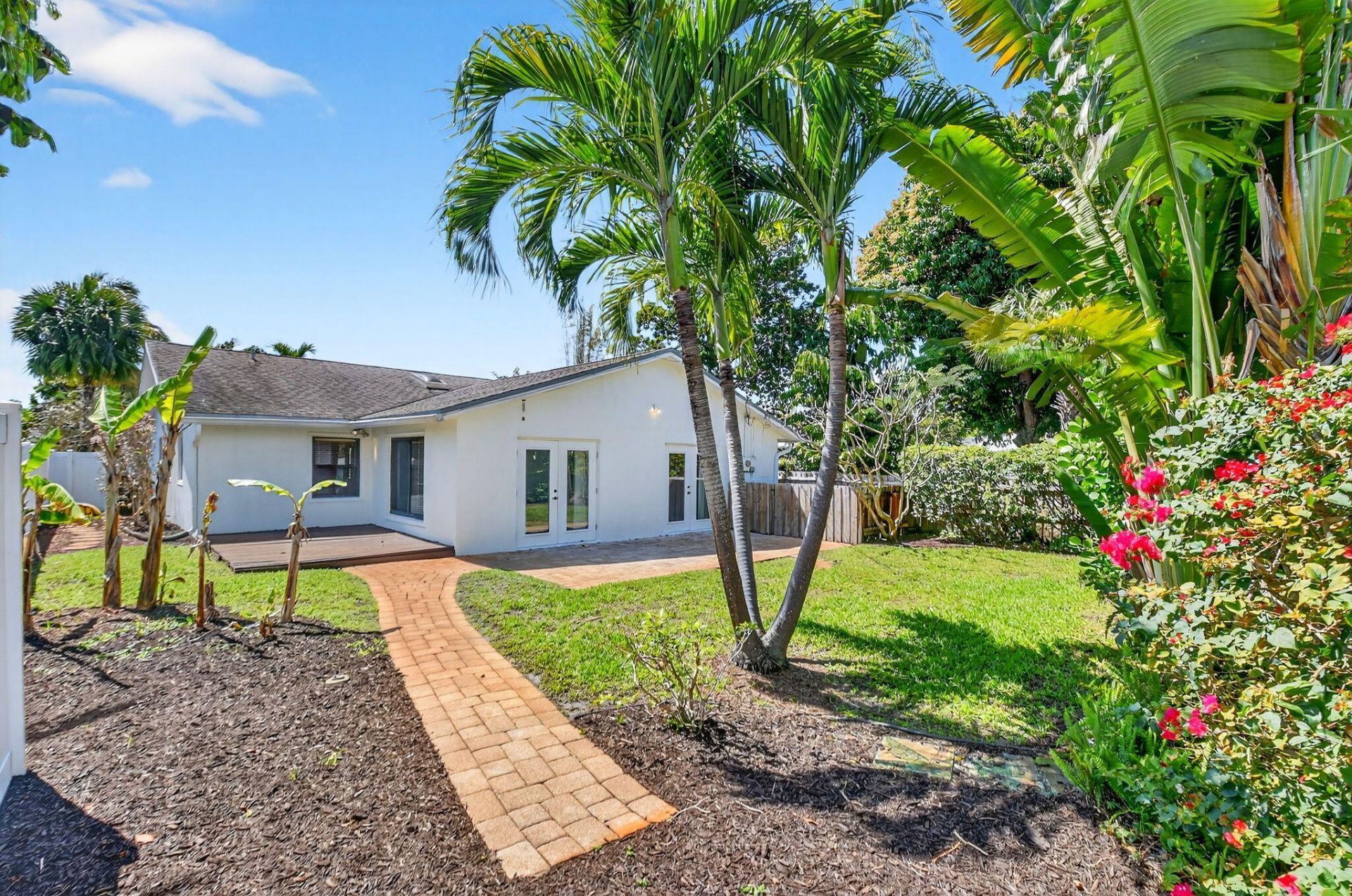 212 Dartmouth Drive, Lake Worth Beach, FL 33460 Photo