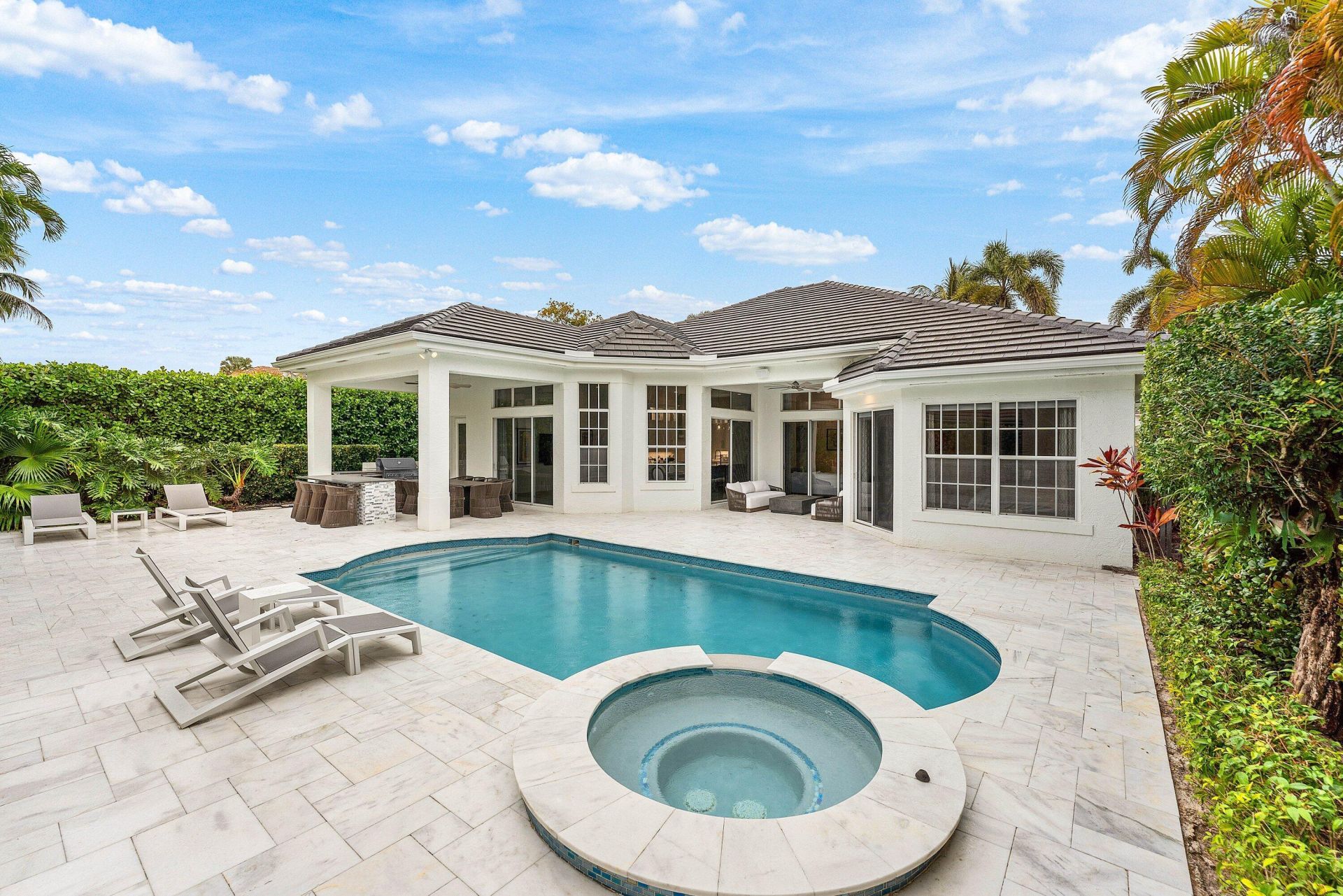 132 Pembroke Drive, Palm Beach Gardens, FL 33418 Photo