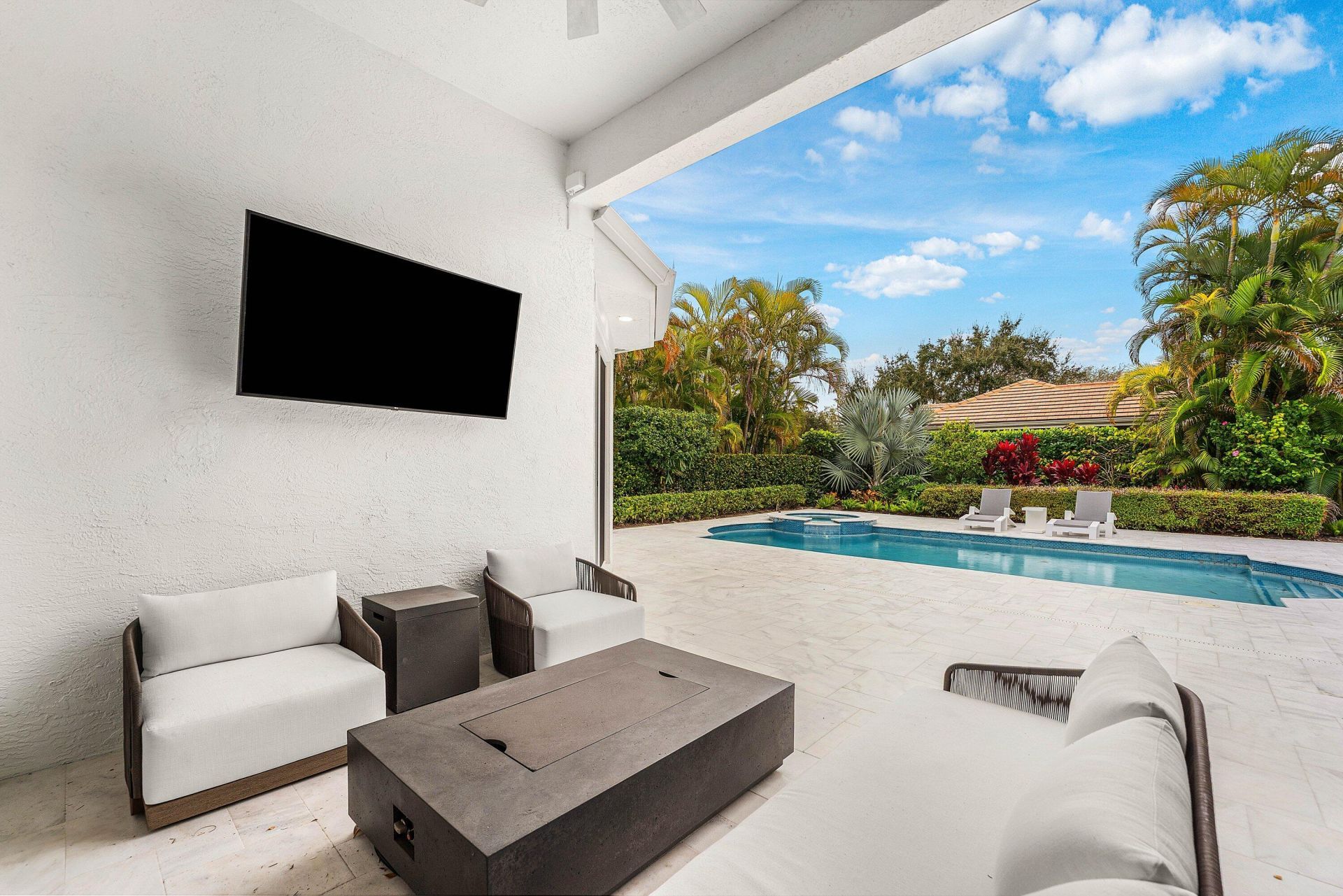 132 Pembroke Drive, Palm Beach Gardens, FL 33418 Photo