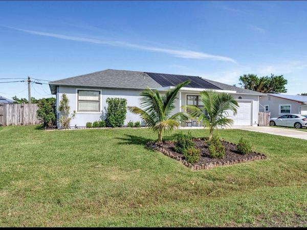 2099 SE Madison Street, Unit 34997, Stuart, FL 34996