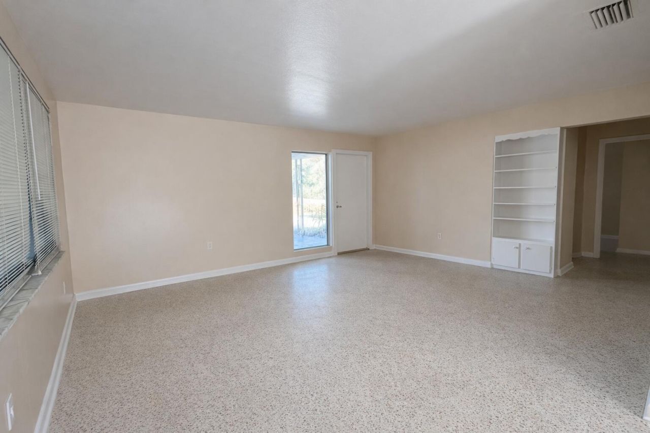 1016 Colonial Road, Fort Pierce, FL 34950 Photo