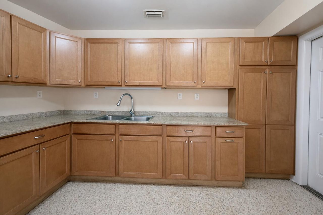 1016 Colonial Road, Fort Pierce, FL 34950 Photo