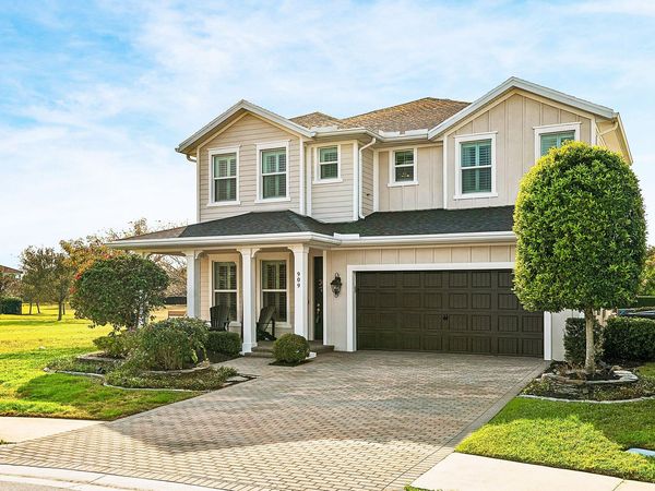 909 Deer Haven Drive, Loxahatchee, FL 33470