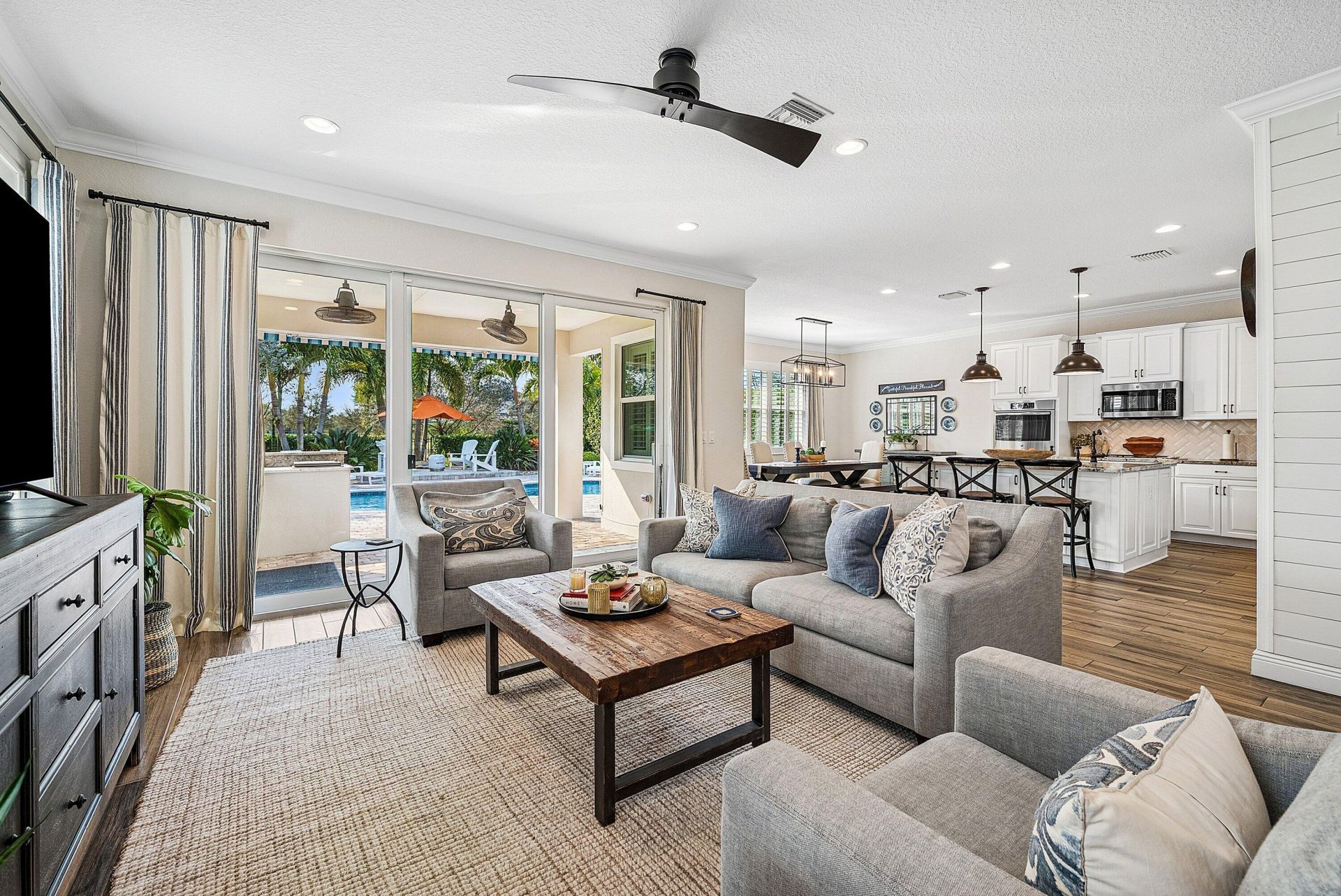 909 Deer Haven Drive, Loxahatchee, FL 33470 Photo