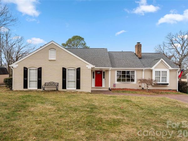 8615 Golf Ridge Drive, Charlotte, NC 28277